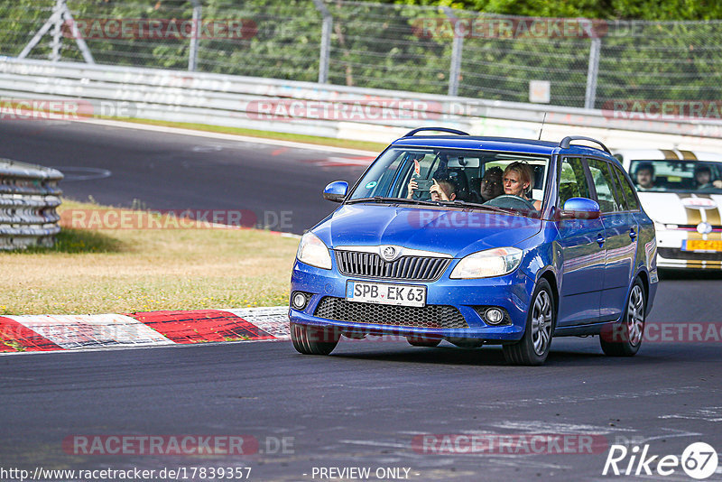 Bild #17839357 - Touristenfahrten Nürburgring Nordschleife (13.07.2022)