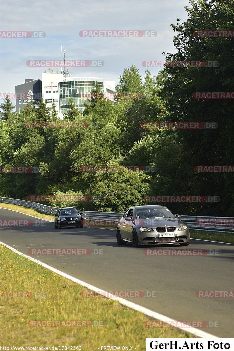 Bild #17842563 - Touristenfahrten Nürburgring Nordschleife (13.07.2022)