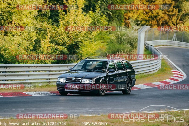 Bild #17844744 - Touristenfahrten Nürburgring Nordschleife (14.07.2022)