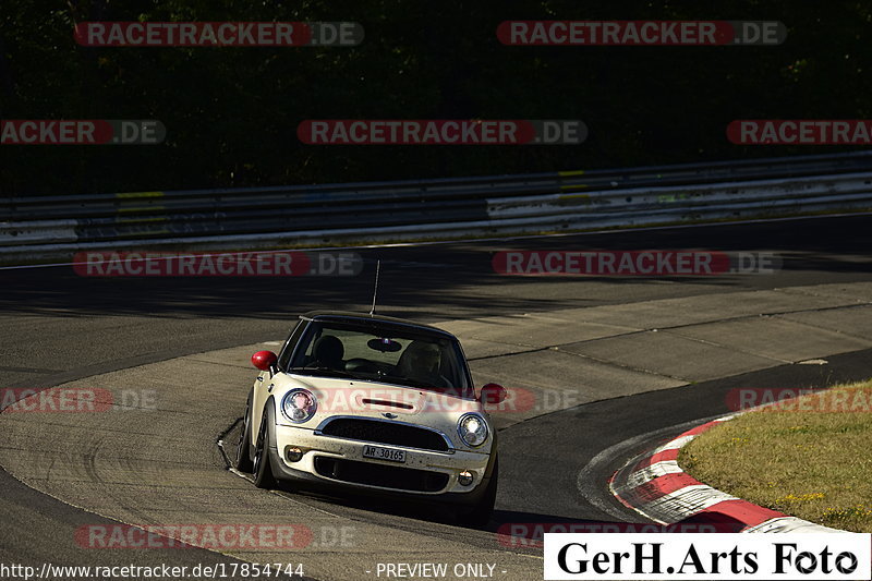 Bild #17854744 - Touristenfahrten Nürburgring Nordschleife (15.07.2022)