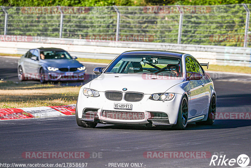 Bild #17858697 - Touristenfahrten Nürburgring Nordschleife (15.07.2022)