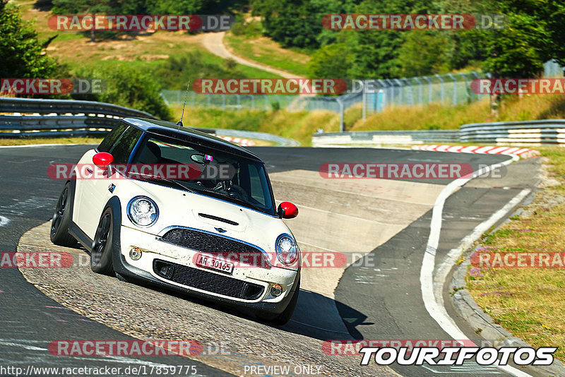 Bild #17859775 - Touristenfahrten Nürburgring Nordschleife (15.07.2022)