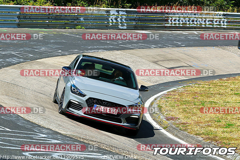 Bild #17909575 - Touristenfahrten Nürburgring Nordschleife (16.07.2022)