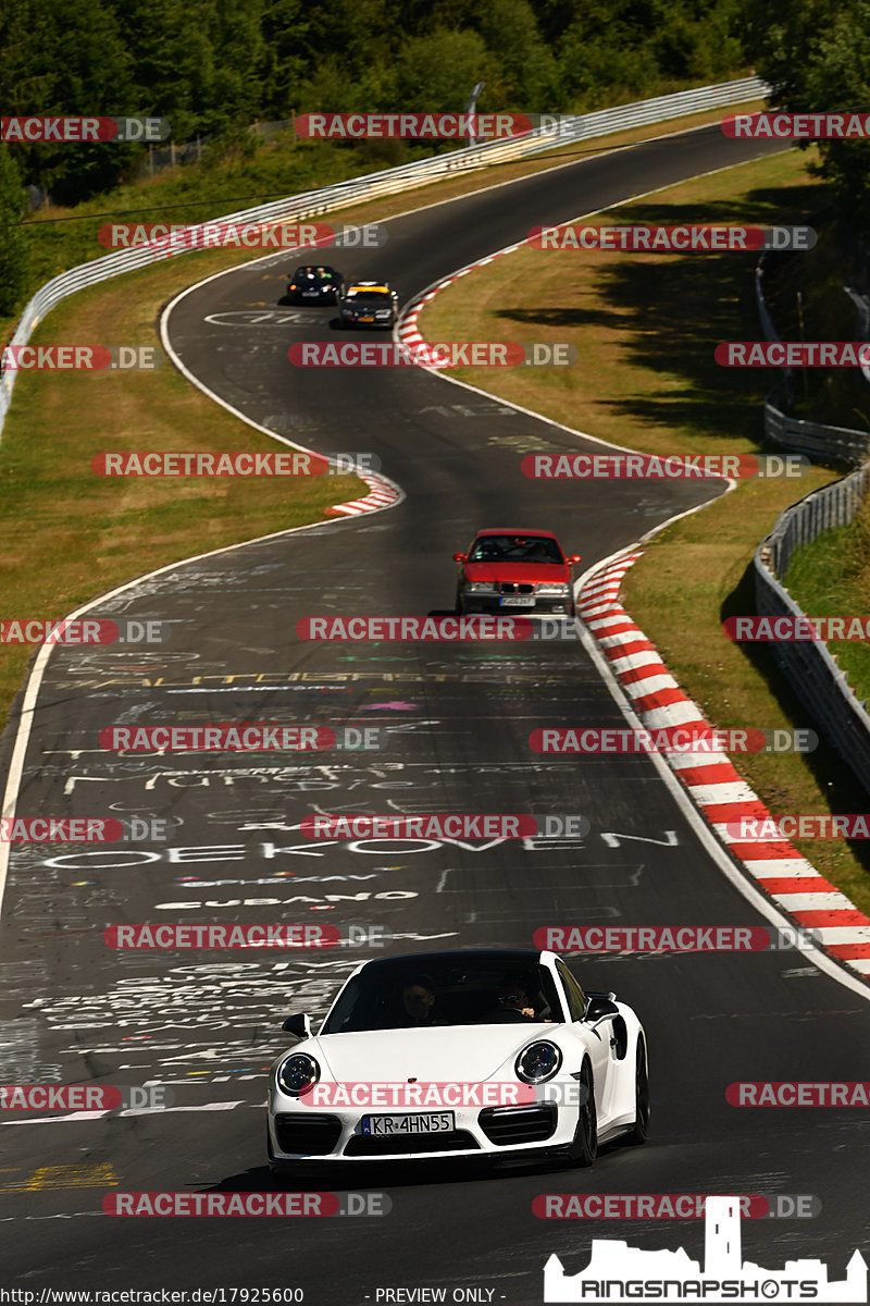 Bild #17925600 - Touristenfahrten Nürburgring Nordschleife (17.07.2022)