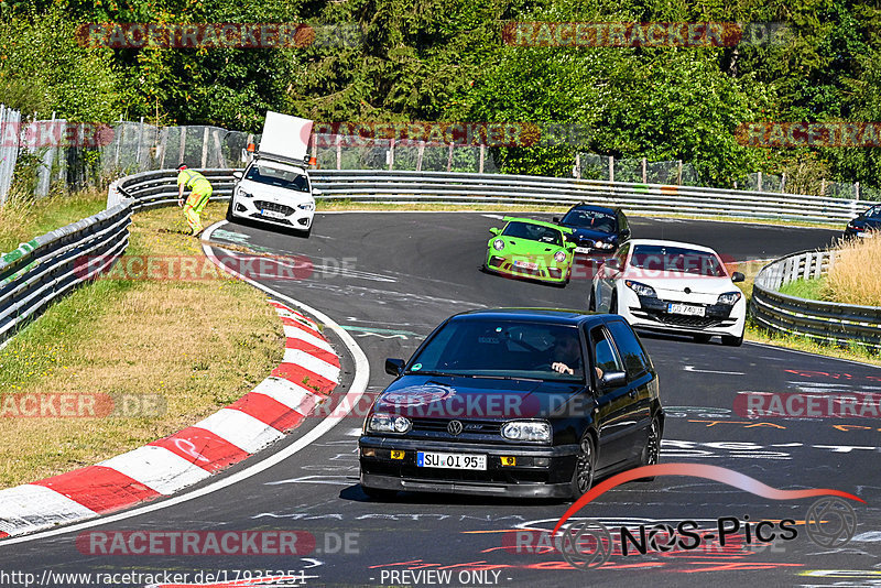 Bild #17935251 - Touristenfahrten Nürburgring Nordschleife (17.07.2022)