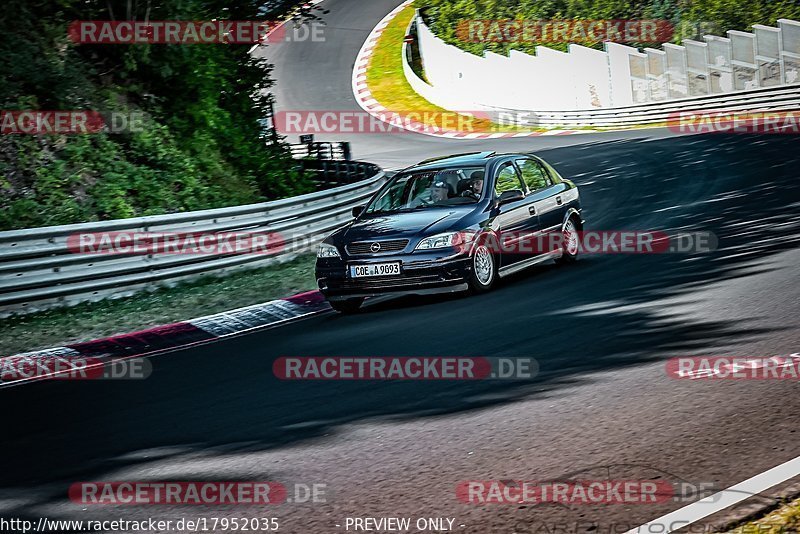 Bild #17952035 - Touristenfahrten Nürburgring Nordschleife (17.07.2022)