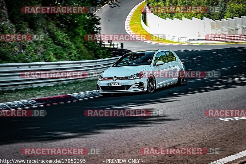 Bild #17952395 - Touristenfahrten Nürburgring Nordschleife (17.07.2022)