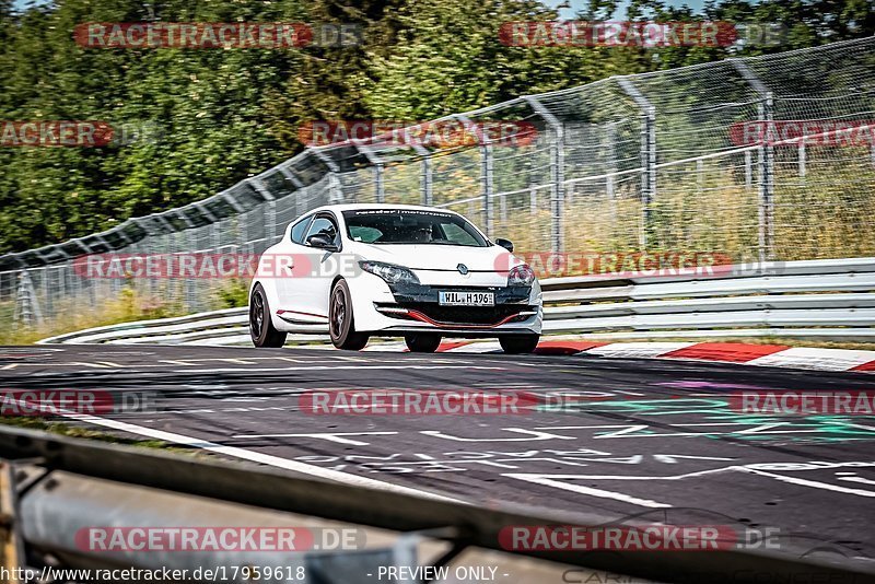 Bild #17959618 - Touristenfahrten Nürburgring Nordschleife (17.07.2022)