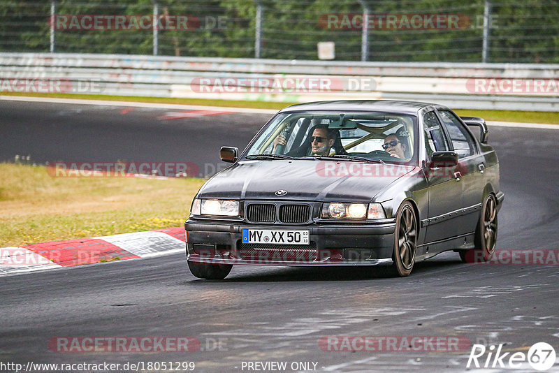 Bild #18051299 - Touristenfahrten Nürburgring Nordschleife (26.07.2022)