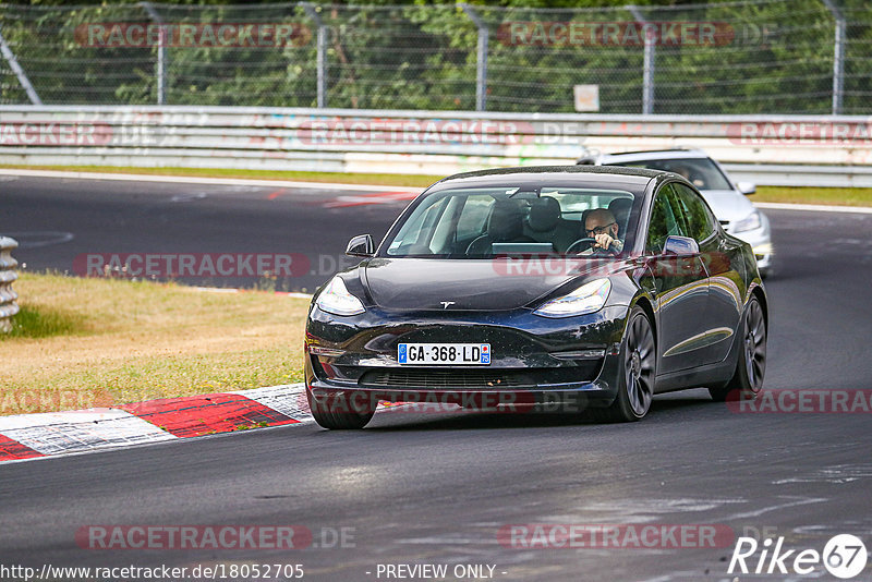 Bild #18052705 - Touristenfahrten Nürburgring Nordschleife (26.07.2022)