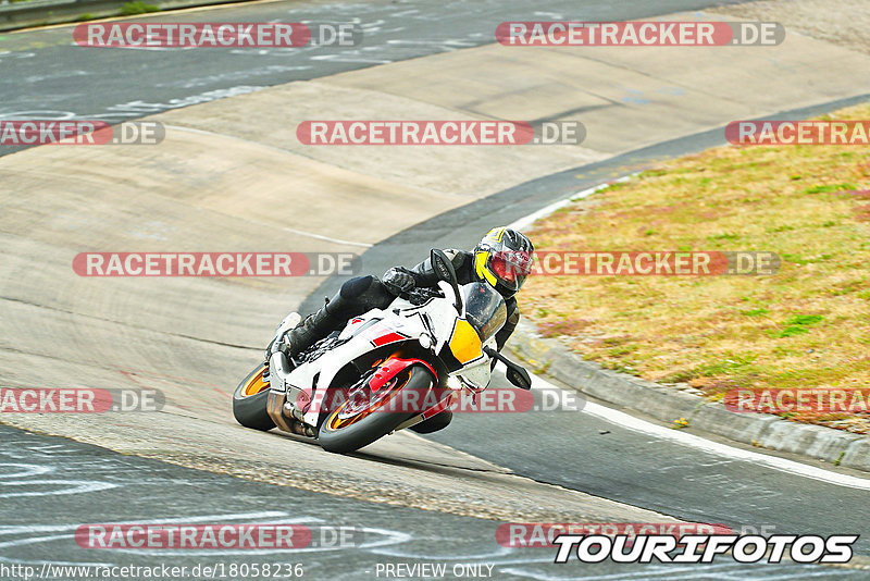 Bild #18058236 - Touristenfahrten Nürburgring Nordschleife (26.07.2022)