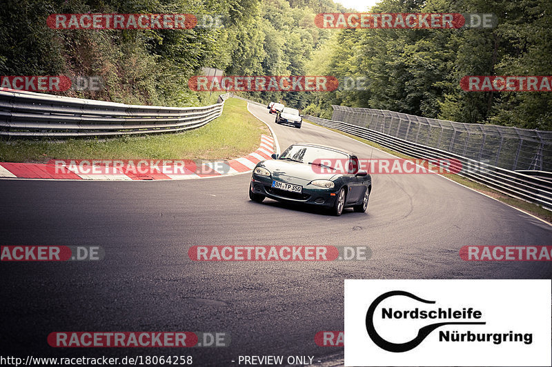 Bild #18064258 - Touristenfahrten Nürburgring Nordschleife (28.07.2022)