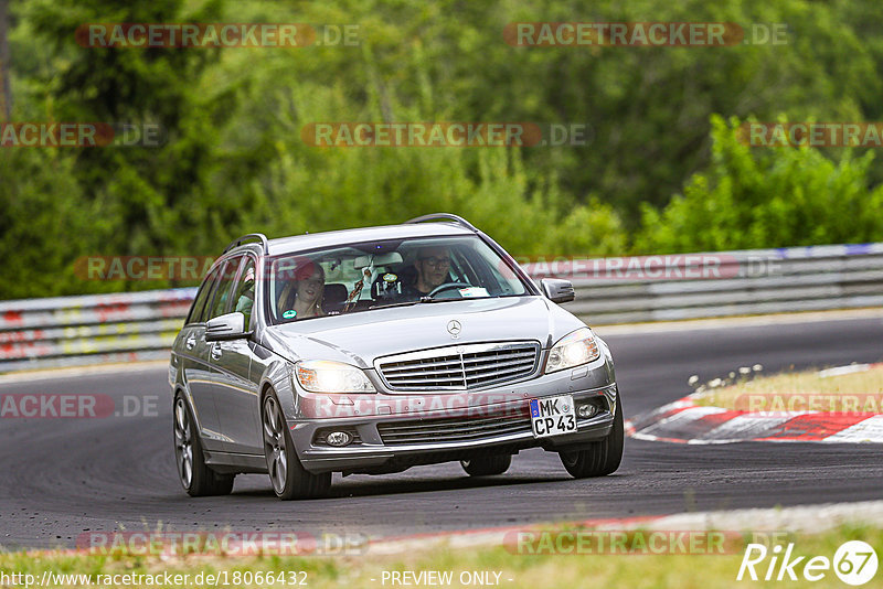 Bild #18066432 - Touristenfahrten Nürburgring Nordschleife (28.07.2022)