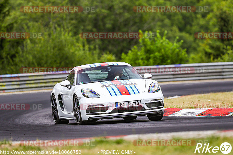 Bild #18066752 - Touristenfahrten Nürburgring Nordschleife (28.07.2022)