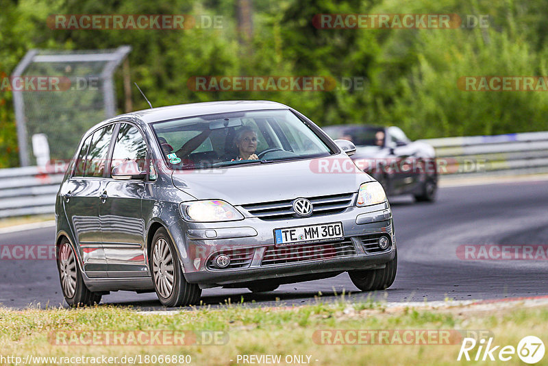 Bild #18066880 - Touristenfahrten Nürburgring Nordschleife (28.07.2022)