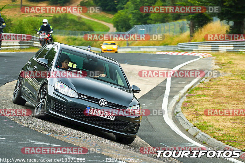 Bild #18071803 - Touristenfahrten Nürburgring Nordschleife (28.07.2022)