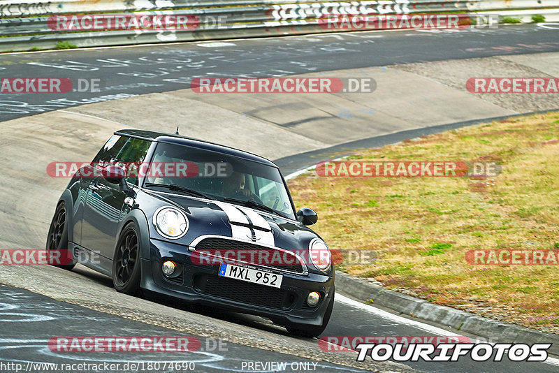 Bild #18074690 - Touristenfahrten Nürburgring Nordschleife (28.07.2022)