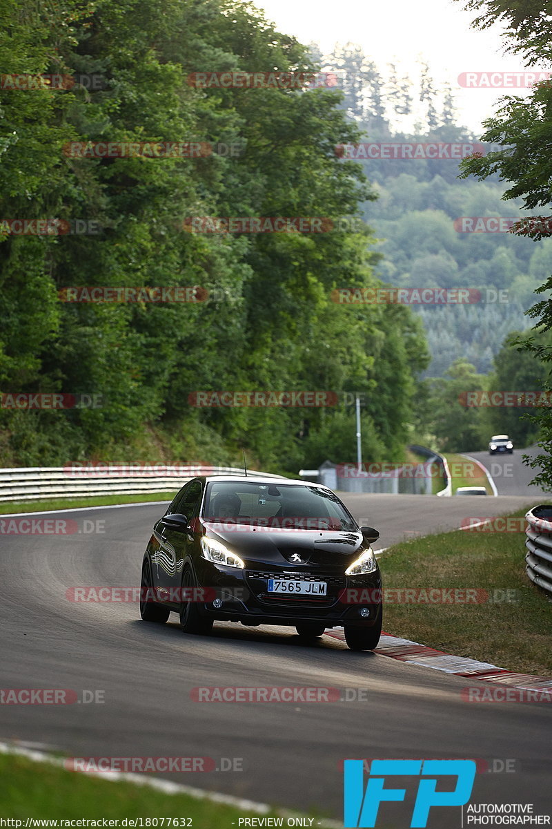 Bild #18077632 - Touristenfahrten Nürburgring Nordschleife (29.07.2022)