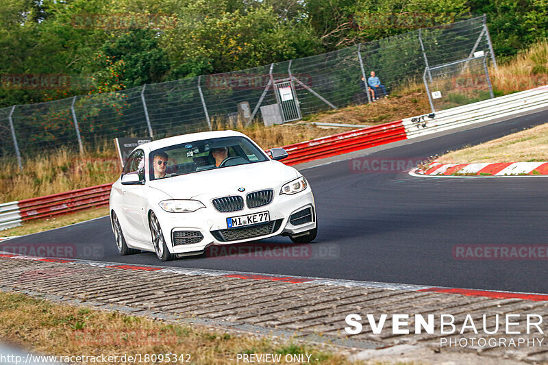 Bild #18095342 - Touristenfahrten Nürburgring Nordschleife (29.07.2022)