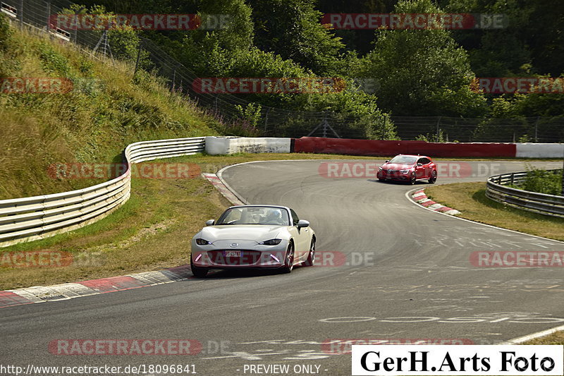 Bild #18096841 - Touristenfahrten Nürburgring Nordschleife (29.07.2022)