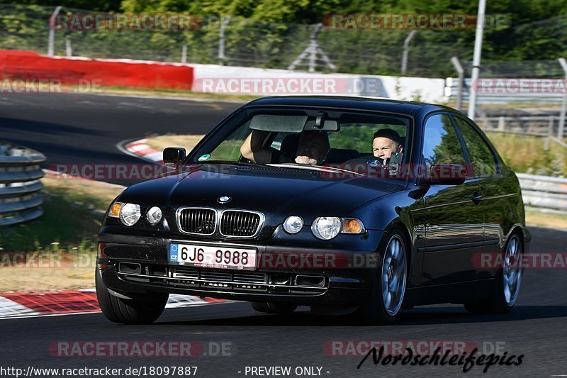 Bild #18097887 - Touristenfahrten Nürburgring Nordschleife (30.07.2022)