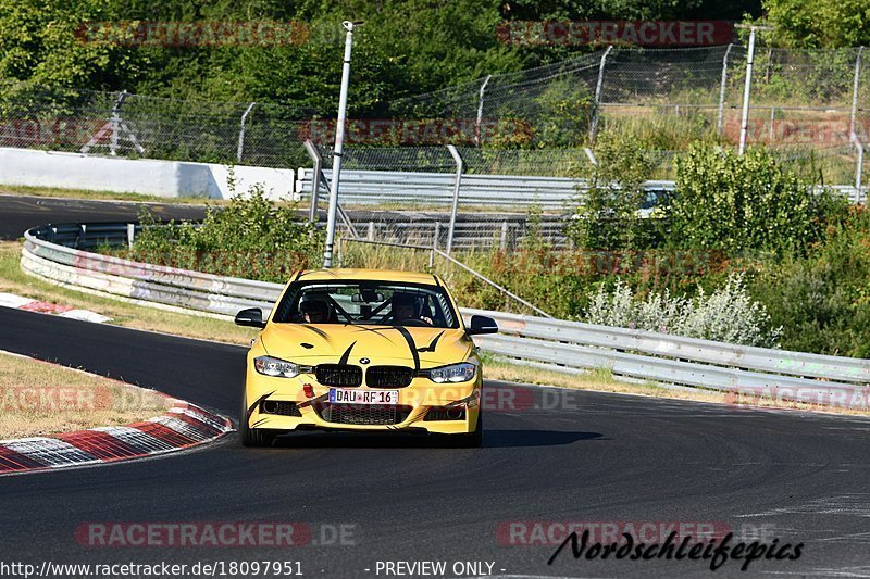 Bild #18097951 - Touristenfahrten Nürburgring Nordschleife (30.07.2022)