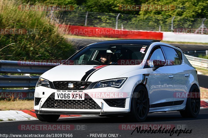 Bild #18097966 - Touristenfahrten Nürburgring Nordschleife (30.07.2022)