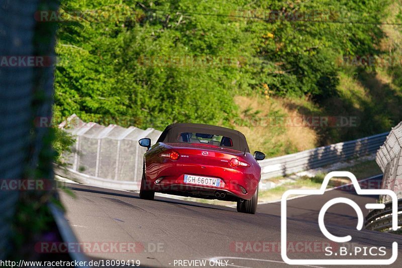 Bild #18099419 - Touristenfahrten Nürburgring Nordschleife (30.07.2022)