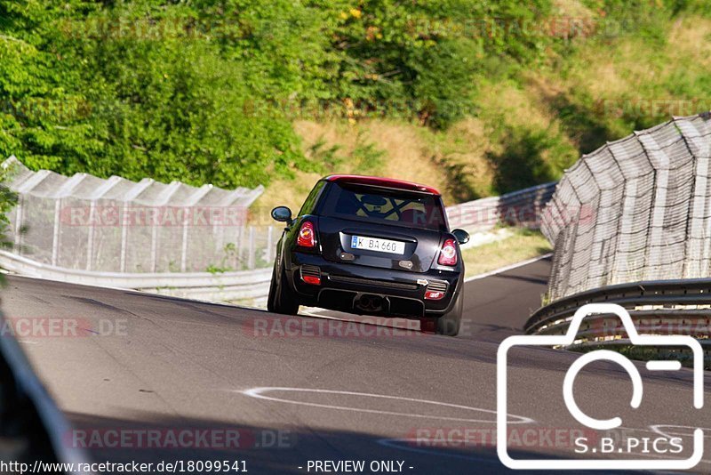 Bild #18099541 - Touristenfahrten Nürburgring Nordschleife (30.07.2022)