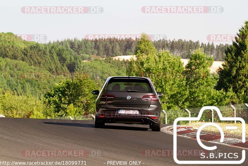 Bild #18099771 - Touristenfahrten Nürburgring Nordschleife (30.07.2022)