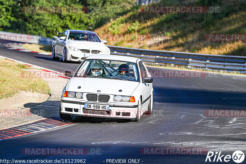 Bild #18123962 - Touristenfahrten Nürburgring Nordschleife (30.07.2022)