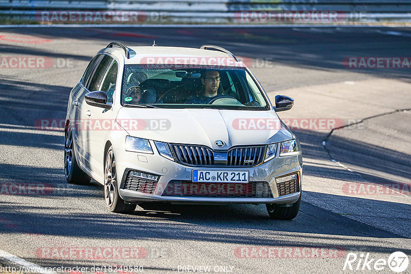 Bild #18249580 - Touristenfahrten Nürburgring Nordschleife (03.08.2022)