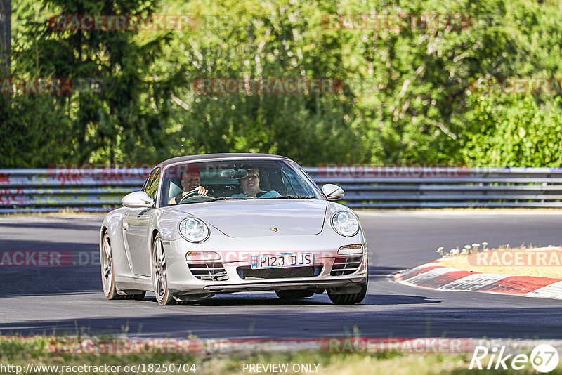 Bild #18250704 - Touristenfahrten Nürburgring Nordschleife (03.08.2022)