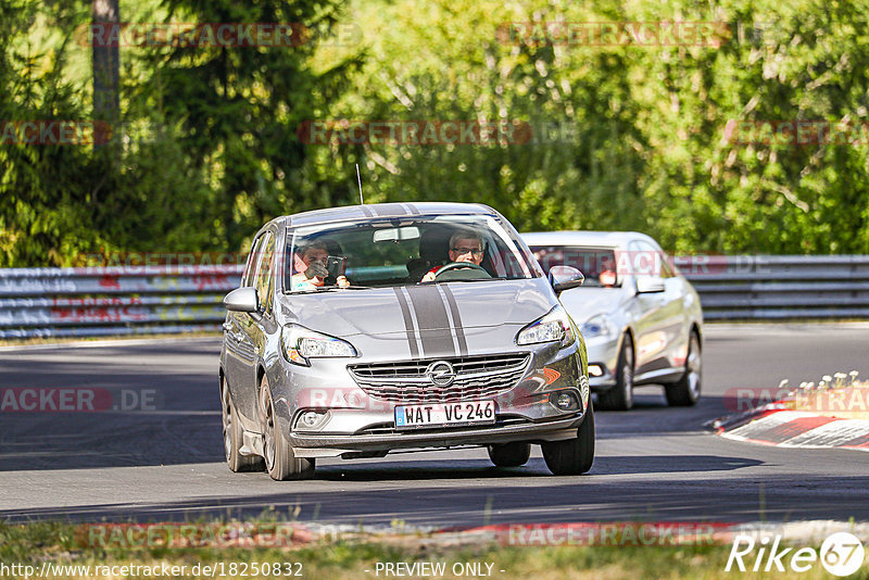 Bild #18250832 - Touristenfahrten Nürburgring Nordschleife (03.08.2022)