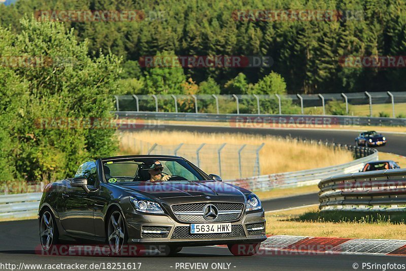 Bild #18251617 - Touristenfahrten Nürburgring Nordschleife (03.08.2022)