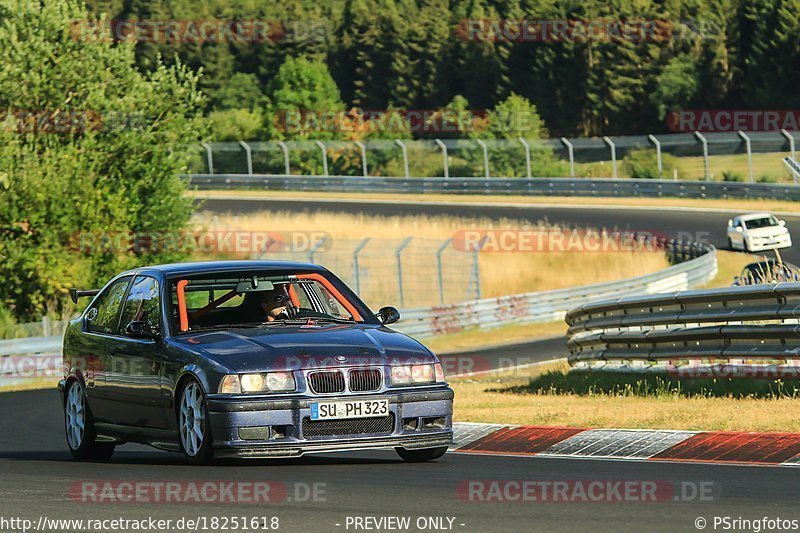 Bild #18251618 - Touristenfahrten Nürburgring Nordschleife (03.08.2022)