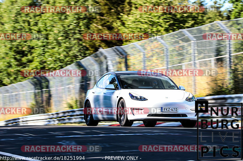 Bild #18251994 - Touristenfahrten Nürburgring Nordschleife (03.08.2022)