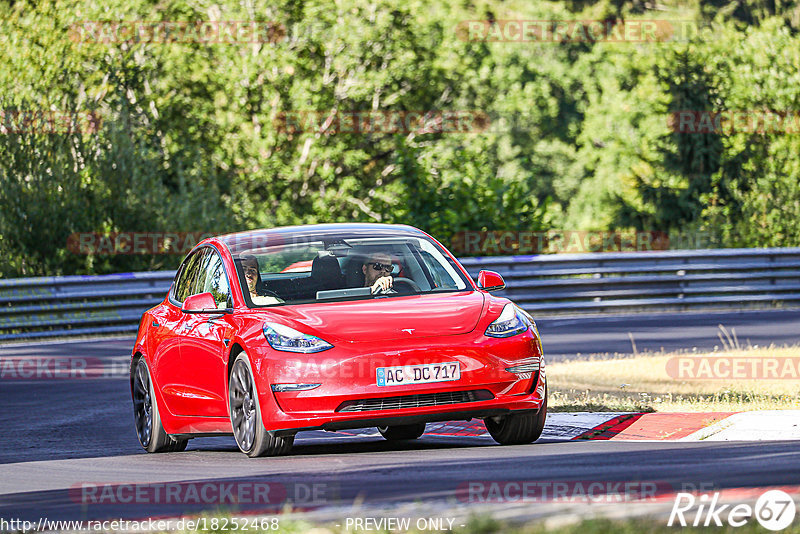 Bild #18252468 - Touristenfahrten Nürburgring Nordschleife (03.08.2022)