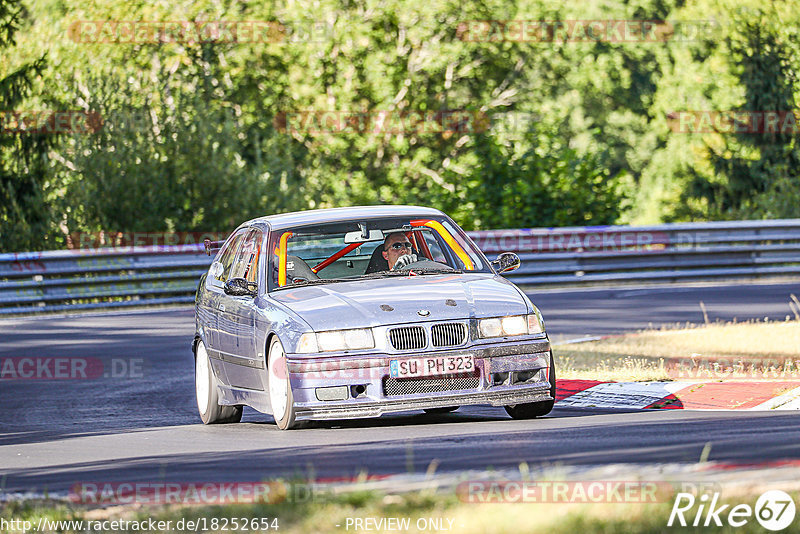 Bild #18252654 - Touristenfahrten Nürburgring Nordschleife (03.08.2022)