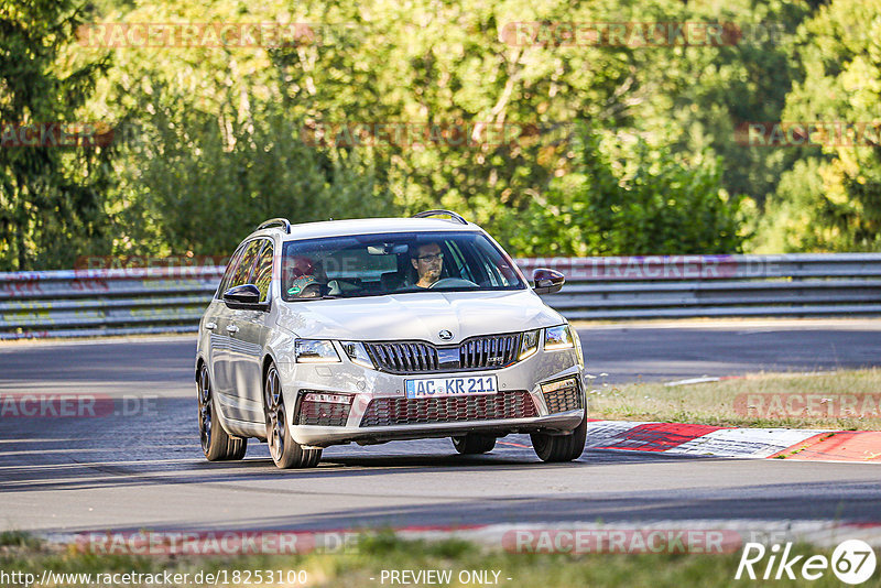 Bild #18253100 - Touristenfahrten Nürburgring Nordschleife (03.08.2022)