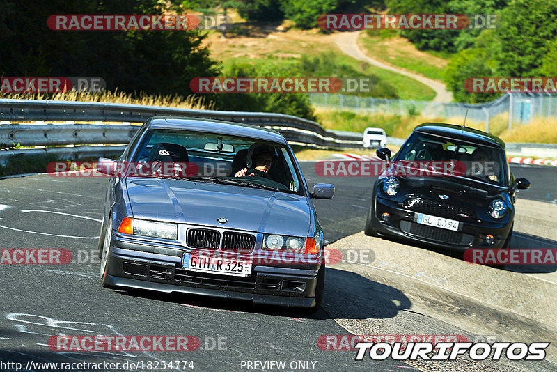 Bild #18254774 - Touristenfahrten Nürburgring Nordschleife (03.08.2022)