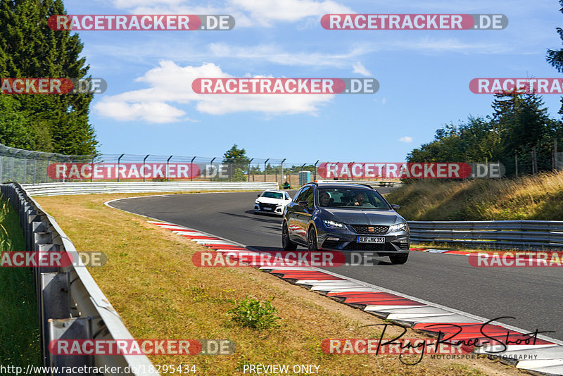 Bild #18295434 - Touristenfahrten Nürburgring Nordschleife (06.08.2022)