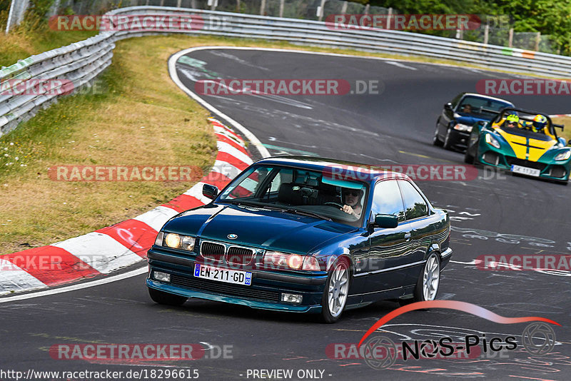 Bild #18296615 - Touristenfahrten Nürburgring Nordschleife (06.08.2022)