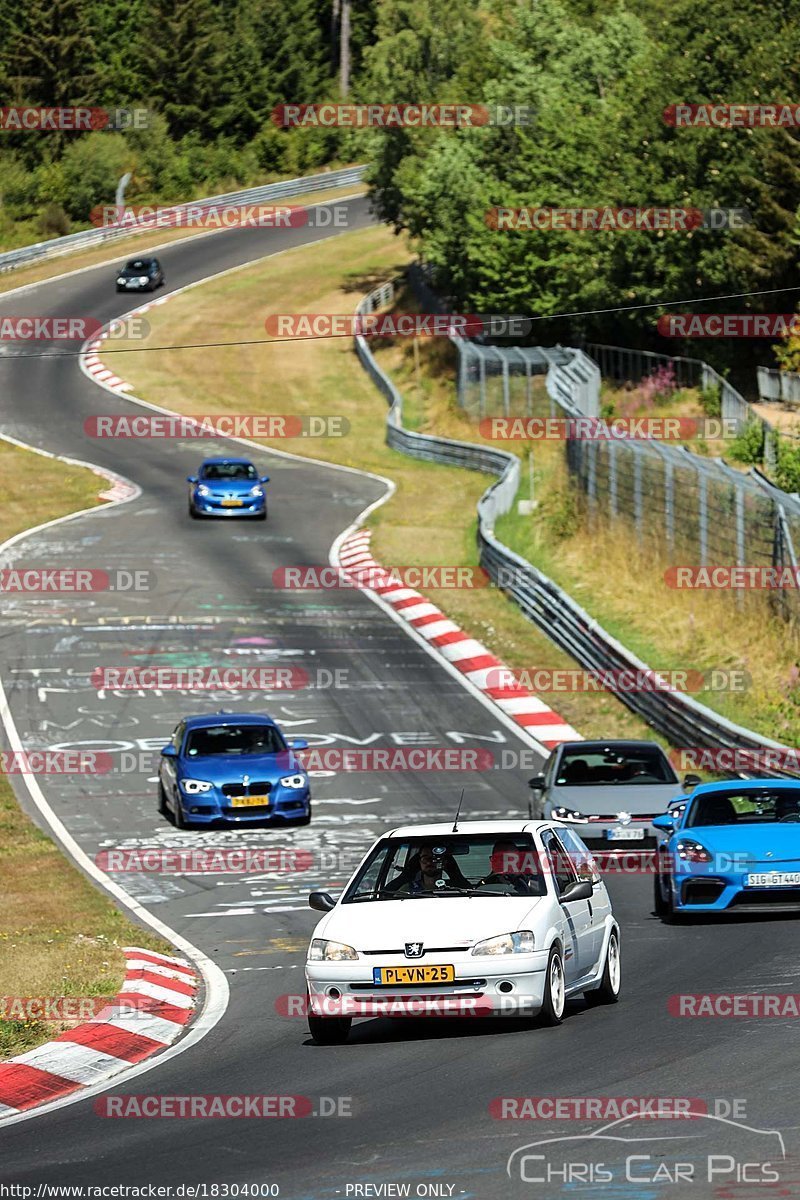 Bild #18304000 - Touristenfahrten Nürburgring Nordschleife (06.08.2022)