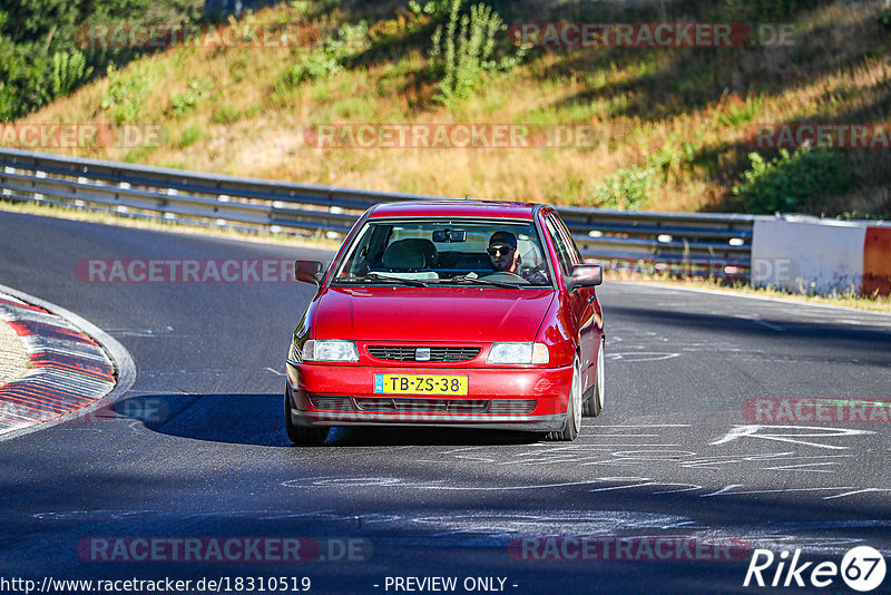 Bild #18310519 - Touristenfahrten Nürburgring Nordschleife (06.08.2022)