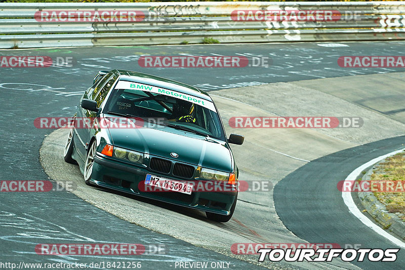 Bild #18421256 - Touristenfahrten Nürburgring Nordschleife (09.08.2022)