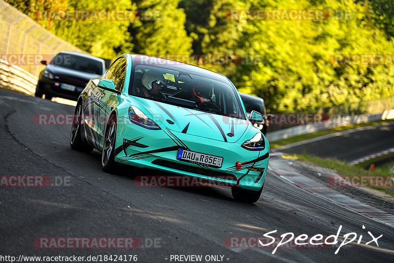 Bild #18424176 - Touristenfahrten Nürburgring Nordschleife (10.08.2022)