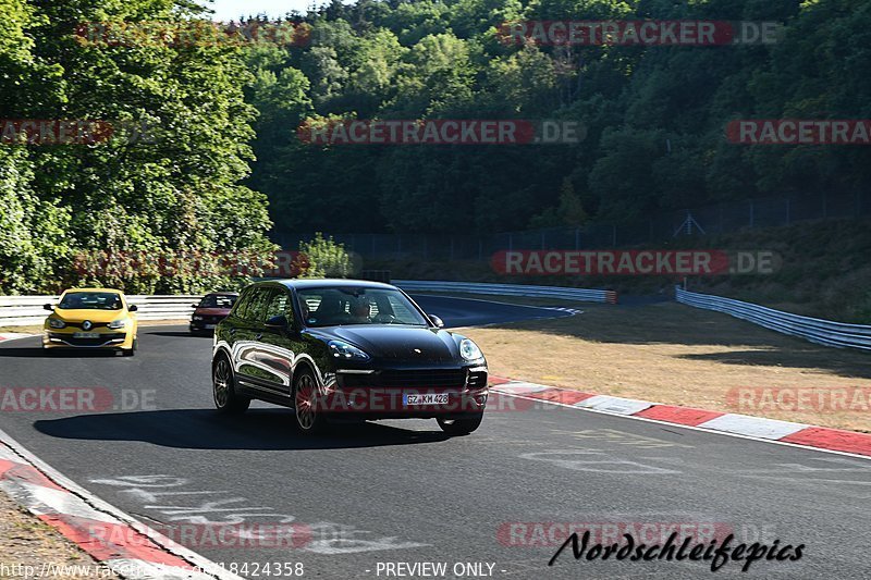 Bild #18424358 - Touristenfahrten Nürburgring Nordschleife (10.08.2022)