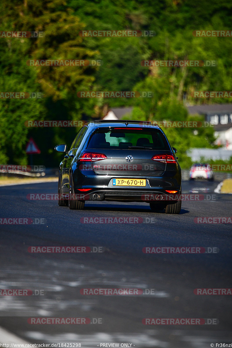 Bild #18425298 - Touristenfahrten Nürburgring Nordschleife (10.08.2022)