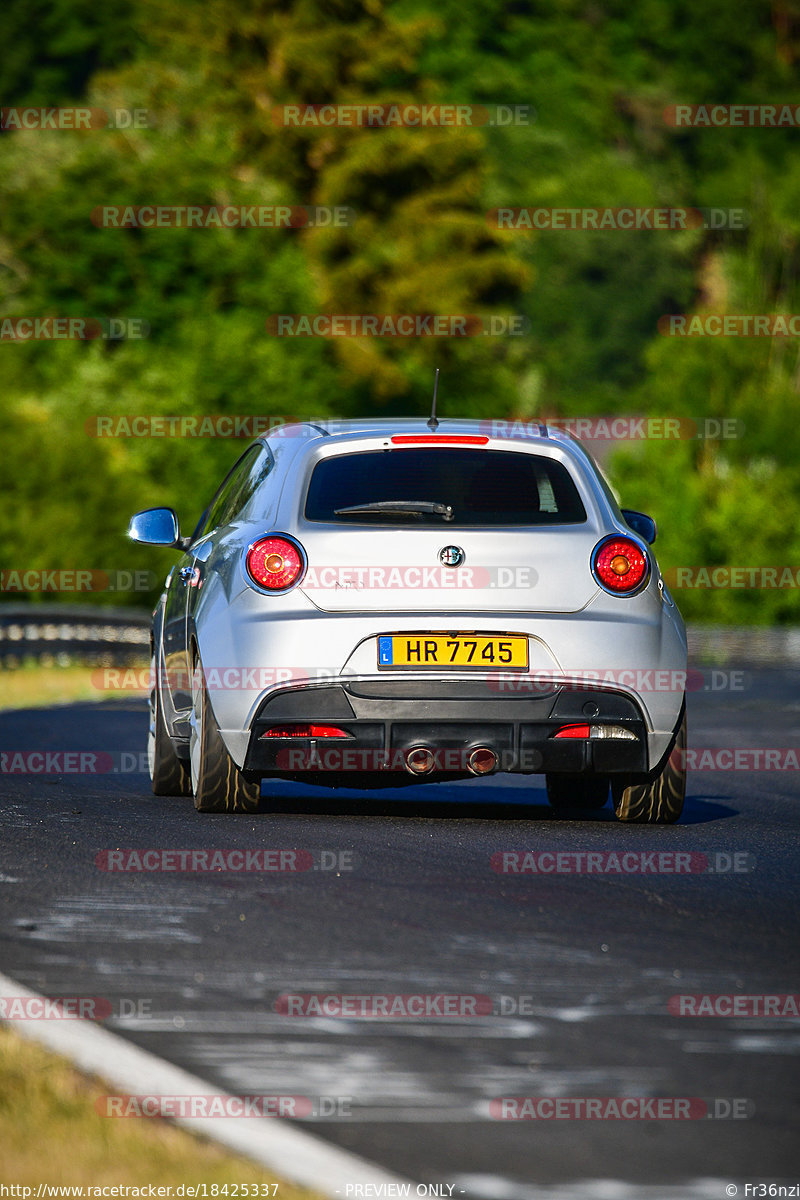 Bild #18425337 - Touristenfahrten Nürburgring Nordschleife (10.08.2022)